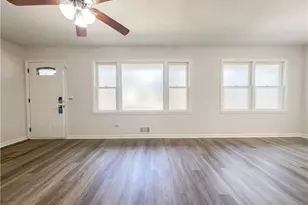 1325 Hidden Circle Dr, Sugar Hill, GA 30518 - Photo 8