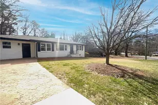 1325 Hidden Circle Dr, Sugar Hill, GA 30518 - Photo 6