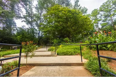 2965 Pharr Court South NW #312, Atlanta, GA 30305 - Photo 32