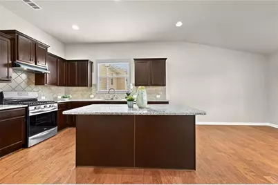 5763 Shore Isle Court, Flowery Branch, GA 30542 - Photo 22