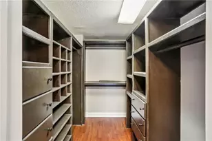 2870 Pharr Ct South NW, Atlanta, GA 30305 - Photo 14