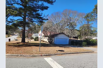 3775 Benchmark Drive, Atlanta, GA 30349 - Photo 2