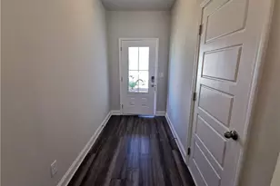 209 Station Overlook Dr, Auburn, GA 30011 - Photo 2