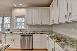 6415 Sterling Dr, Suwanee, GA 30024 - Photo 24