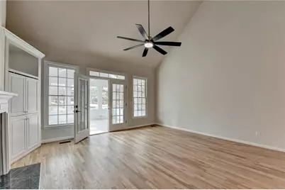 6415 Sterling Drive, Suwanee, GA 30024 - Photo 14