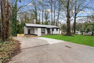 711 Alfred Rd NW, Atlanta, GA 30331 - Photo 2