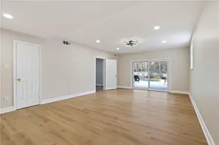 6120 Woodlake Dr, Buford, GA 30518 - Photo 22