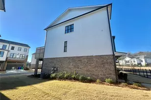 617 Millcroft Blvd, Buford, GA 30518 - Photo 22