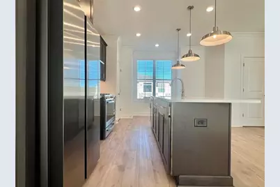 617 Millcroft Boulevard, Buford, GA 30518 - Photo 4