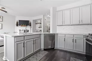 11255 Musette Cir, Alpharetta, GA 30009 - Photo 4