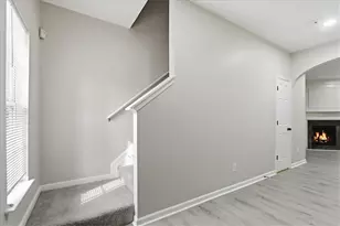 5630 Lawley Dr, Alpharetta, GA 30022 - Photo 6