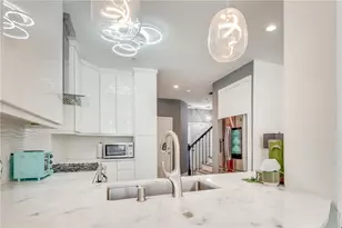 101 Creekwood Dr, Woodstock, GA 30188 - Photo 14