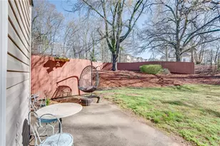 101 Creekwood Dr, Woodstock, GA 30188 - Photo 26