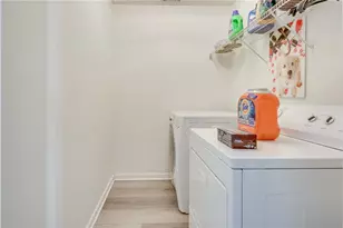 101 Creekwood Dr, Woodstock, GA 30188 - Photo 24