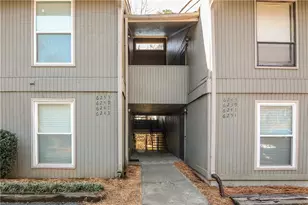 6241 Overlook Rd, Peachtree Corners, GA 30092 - Photo 2