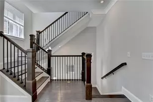 595 Broadview Pl NE, Atlanta, GA 30324 - Photo 20