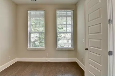 595 Broadview Place NE, Atlanta, GA 30324 - Photo 40