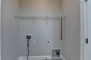 595 Broadview Pl NE, Atlanta, GA 30324 - Photo 58