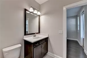 595 Broadview Pl NE, Atlanta, GA 30324 - Photo 14