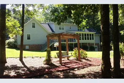 6450 Lake Sara Glen Drive, Douglasville, GA 30135 - Photo 8