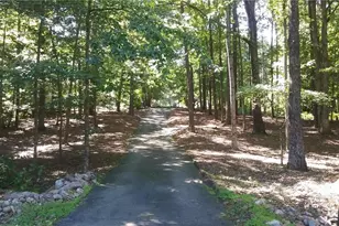 6450 Sara Glen Dr, Douglasville, GA 30135 - Photo 16
