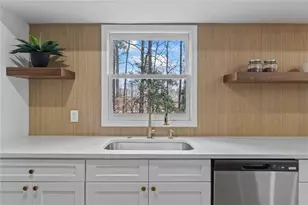 2881 Glenhaven Ct SW, Conyers, GA 30094 - Photo 10