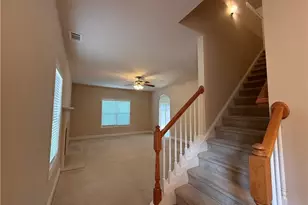 57 Thorncrest Ct, Tucker, GA 30084 - Photo 6