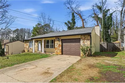 1337 Muirforest Drive, Stone Mountain, GA 30088 - Photo 2