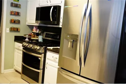 115 Eric Run Court, Lawrenceville, GA 30043 - Photo 4