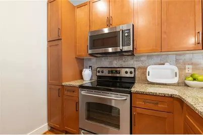 221 Semel Circle NW #255, Atlanta, GA 30309 - Photo 8