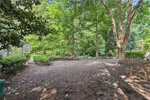 2211 Westchester Ridge, Atlanta, GA 30329 - Photo 34