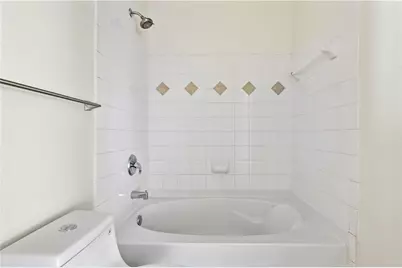 2211 Westchester Ridge, Atlanta, GA 30329 - Photo 18