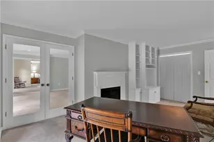 26204 Plantation Dr NE, Atlanta, GA 30324 - Photo 20