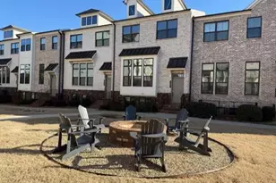 425 Fairview Cir, Roswell, GA 30076 - Photo 2