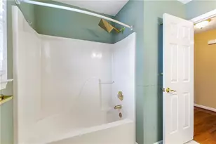 825 Harbor Bay Dr, Lawrenceville, GA 30045 - Photo 20