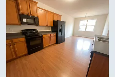 432 Fern Bay Drive SW #313, Atlanta, GA 30331 - Photo 2