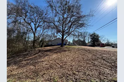 555 Lawrence Street NE, Marietta, GA 30060 - Photo 4