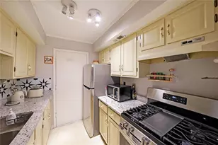 6851 Roswell Rd, Atlanta, GA 30328 - Photo 16