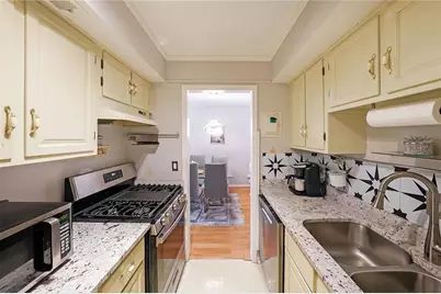 6851 Roswell Road #O3, Atlanta, GA 30328 - Photo 18