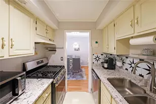 6851 Roswell Rd, Atlanta, GA 30328 - Photo 18