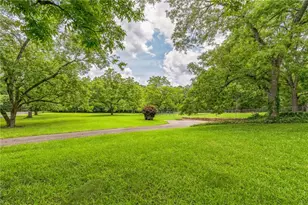 113 Heatherwood Ln, Barnesville, GA 30204 - Photo 10