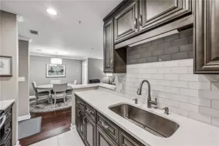 28206 Plantation Dr NE, Atlanta, GA 30324 - Photo 12