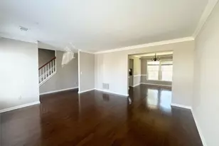 450 Mikasa Dr, Alpharetta, GA 30022 - Photo 2