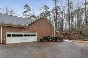 2250 Plantation Rd, Lawrenceville, GA 30044 - Photo 10