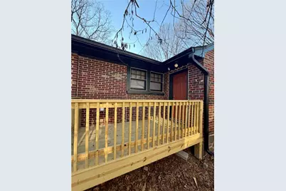 984 Woodbourne Drive SW, Atlanta, GA 30310 - Photo 2