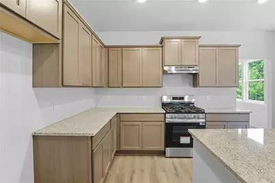 725 Oakmont Trace, Canton, GA 30114 - Photo 2