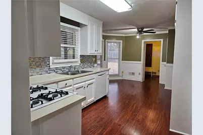 619 Oak Moss Drive, Lawrenceville, GA 30043 - Photo 10