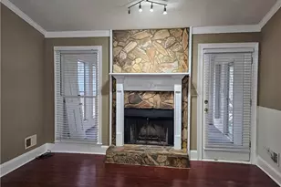 619 Oak Moss Dr, Lawrenceville, GA 30043 - Photo 8