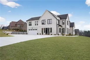 2445 Sunflower Dr, Hoschton, GA 30548 - Photo 8