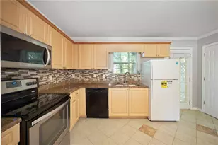 3665 Chestnut Dr, Atlanta, GA 30340 - Photo 12